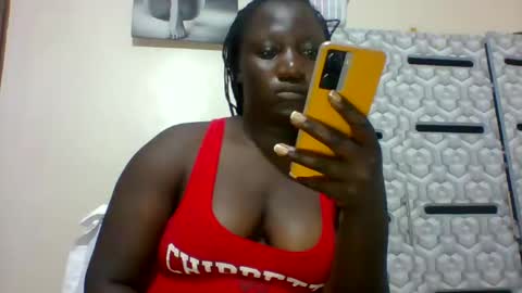 lindah32 online show from January 2025 06:37:02 PM