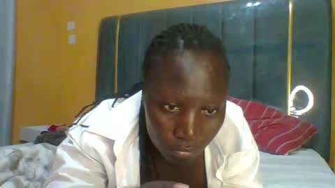 Snapshot of ladyblossoms19 chatting on March 2026 07:41:02 PM lindah32 online show from March 2026 07:41:02 PM