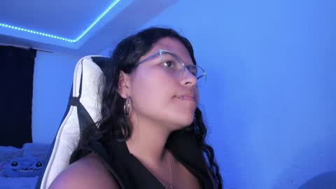  Lady  online show from January 2025 06:13:02 AM