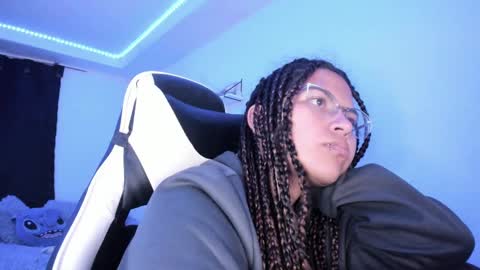  Lady  online show from February 2025 03:41:02 AM