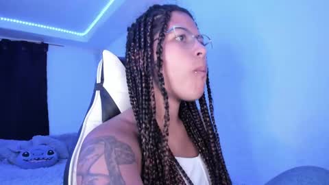  Lady  online show from February 2025 04:52:02 AM