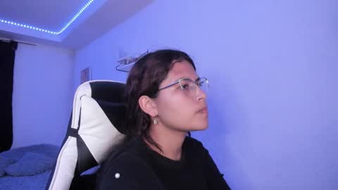  Lady  online show from September 2025 03:30:02 AM