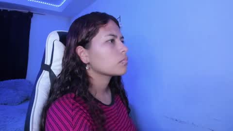  Lady  online show from September 2025 01:09:01 AM