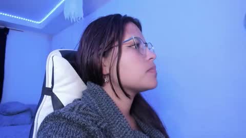  Lady  online show from October 2025 01:50:02 AM