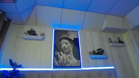  Lady Jeen    Back on Sunday 8th of December online show from February 2025 02:04:02 PM