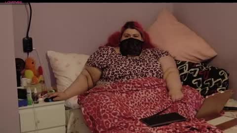 ladykitsunebig online show from May 2026 08:10:02 PM