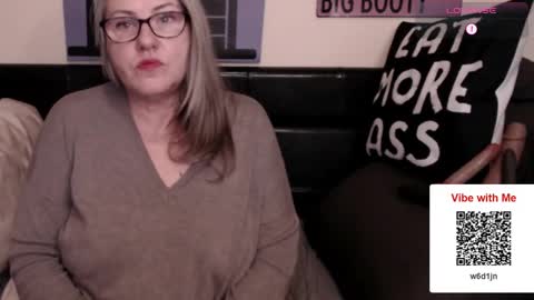 Snapshot of ladylanaxo chatting on November 2025 09:40:01 AM Next Stream online show from November 2025 09:40:01 AM