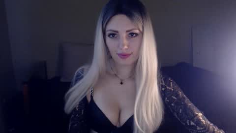 Monika online show from December 2024 11:10:01 AM