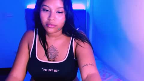 Snapshot of ladypussy69779756 chatting on April 2026 08:07:02 AM laura online show from April 2026 08:07:02 AM