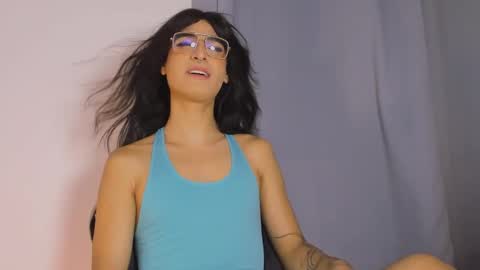 Camila y Ashley online show from September 2025 10:04:01 PM