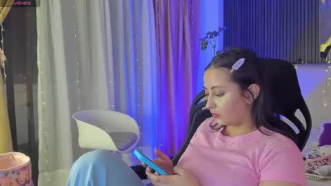 Lady  online show from June 2026 03:53:02 AM