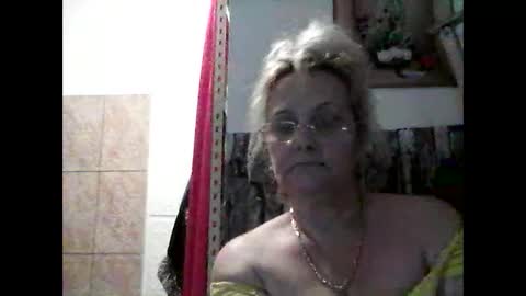 Snapshot of ladyvybe chatting on April 2026 07:17:02 AM ladyvybe online show from April 2026 07:17:02 AM