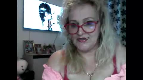 Snapshot of ladyvybe chatting on April 2026 11:51:02 AM ladyvybe online show from April 2026 11:51:02 AM