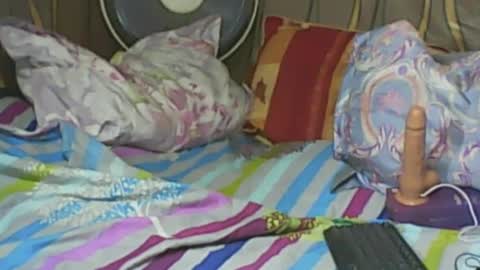 Snapshot of ladyxsnakes chatting on February 2025 07:47:01 AM LadyXSnakes online show from February 2025 07:47:01 AM