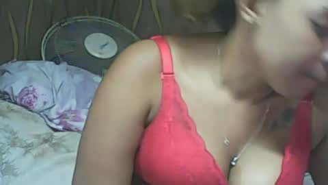 Snapshot of ladyxsnakes chatting on February 2025 07:04:02 AM LadyXSnakes online show from February 2025 07:04:02 AM