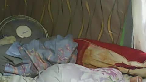 Snapshot of ladyxsnakes chatting on February 2025 07:05:01 AM LadyXSnakes online show from February 2025 07:05:01 AM