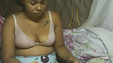 Snapshot of ladyxsnakes chatting on February 2025 04:01:01 AM LadyXSnakes online show from February 2025 04:01:01 AM