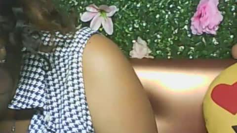 Snapshot of ladyxsnakes chatting on September 2025 08:17:01 AM LadyXSnakes online show from September 2025 08:17:01 AM