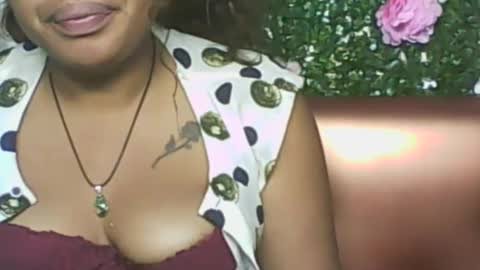 Snapshot of ladyxsnakes chatting on October 2025 08:42:02 AM LadyXSnakes online show from October 2025 08:42:02 AM