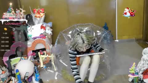 Skinnygirl online show from December 2025 08:17:01 PM