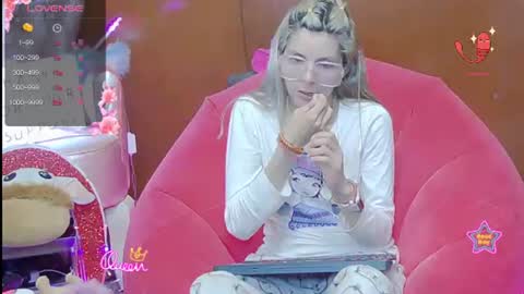 Snapshot of laflakita21 chatting on June 2026 11:36:01 PM Skinnygirl online show from June 2026 11:36:01 PM
