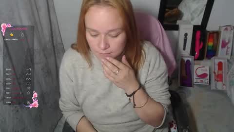  paola and a guest lol    online show from December 2024 09:52:01 AM