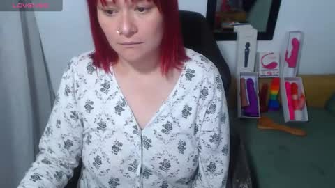  paola and a guest lol    online show from February 2025 04:59:01 PM