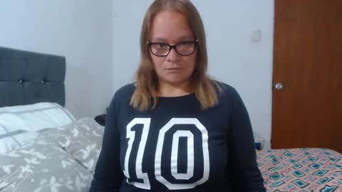 Snapshot of lahurent_weed420 chatting on March 2026 05:52:02 PM paola and a guest lol online show from March 2026 05:52:02 PM