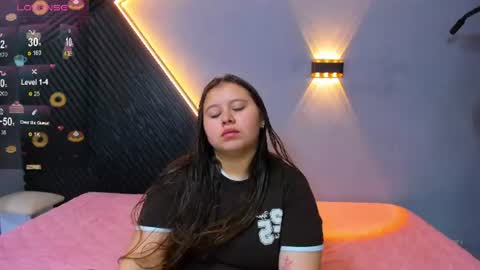 Snapshot of laia_and_aloby chatting on June 2026 11:13:02 PM online show from June 2026 11:13:02 PM