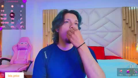 Snapshot of laia_and_damian chatting on October 2025 07:33:02 PM laia_and_damian online show from October 2025 07:33:02 PM