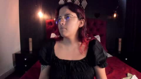 Laia  online show from May 2026 12:02:01 PM