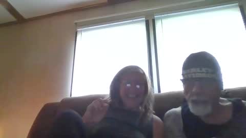 Snapshot of laidbackluxury chatting on May 2026 04:01:01 PM laidbackluxury online show from May 2026 04:01:01 PM