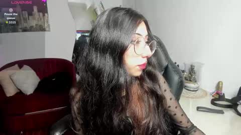 Snapshot of laila_angel chatting on January 2026 08:10:02 PM laila_angel online show from January 2026 08:10:02 PM
