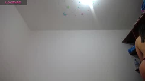 Snapshot of laila_laly chatting on January 2025 02:13:01 PM Leila Laly online show from January 2025 02:13:01 PM