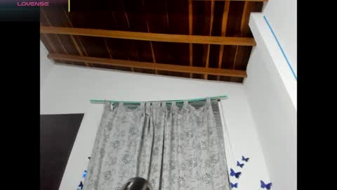 Snapshot of laila_laly chatting on April 2026 05:28:01 PM Leila Laly online show from April 2026 05:28:01 PM