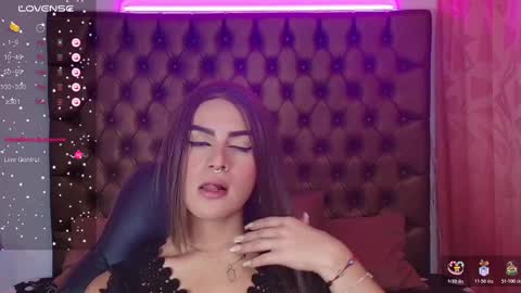 Snapshot of lailahdark chatting on November 2025 03:45:01 AM Camila online show from November 2025 03:45:01 AM