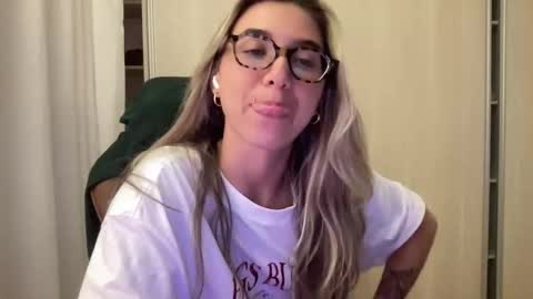 lailayourangel online show from December 2025 03:02:02 AM