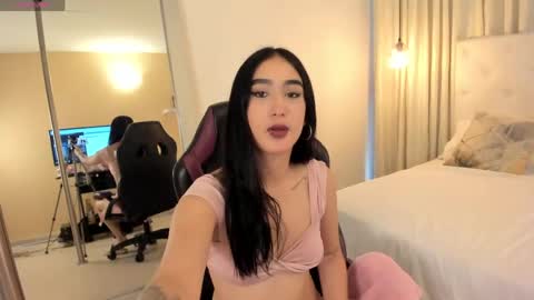 Snapshot of lala_demon chatting on April 2026 12:17:01 PM lala_demon online show from April 2026 12:17:01 PM