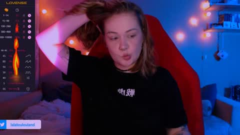 Snapshot of lala_loulou chatting on December 2024 09:11:01 PM Nicky online show from December 2024 09:11:01 PM