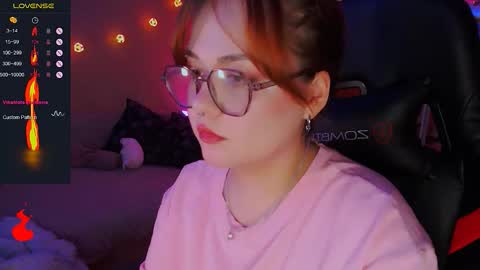 Snapshot of lala_loulou chatting on November 2025 12:51:01 PM Nicky online show from November 2025 12:51:01 PM