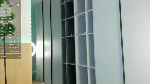 Julia online show from February 2026 08:12:02 PM