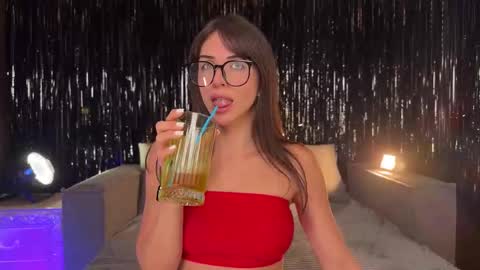 Ellina online show from October 2025 07:30:02 PM