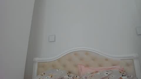 Snapshot of lallie_ chatting on January 2026 03:27:01 PM Lallie online show from January 2026 03:27:01 PM