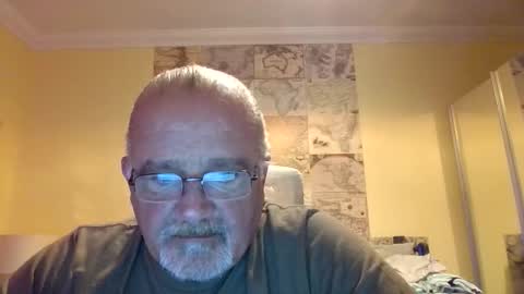 Snapshot of lamabama chatting on November 2025 09:36:02 PM lamabama online show from November 2025 09:36:02 PM