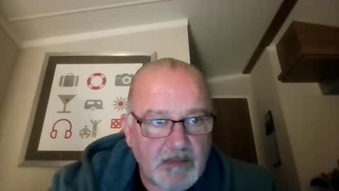 Snapshot of lamabama chatting on November 2025 09:03:02 PM lamabama online show from November 2025 09:03:02 PM