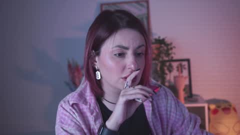 just call me Lana  and her security online show from December 2024 05:40:01 PM