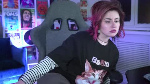 just call me Lana  and her security online show from January 2025 11:17:01 AM