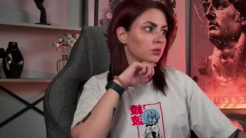 just call me Lana  and her security online show from October 2025 11:08:02 AM