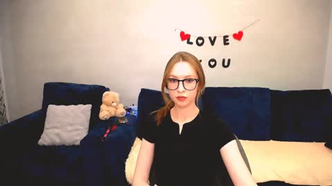 Snapshot of lana__ray chatting on May 2026 11:15:01 AM lana__ray online show from May 2026 11:15:01 AM