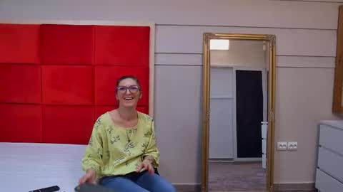 LanaBanner online show from September 2025 07:53:01 AM